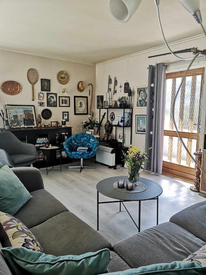 Kule Gule Huset Lejlighed Svolvær Eksteriør billede