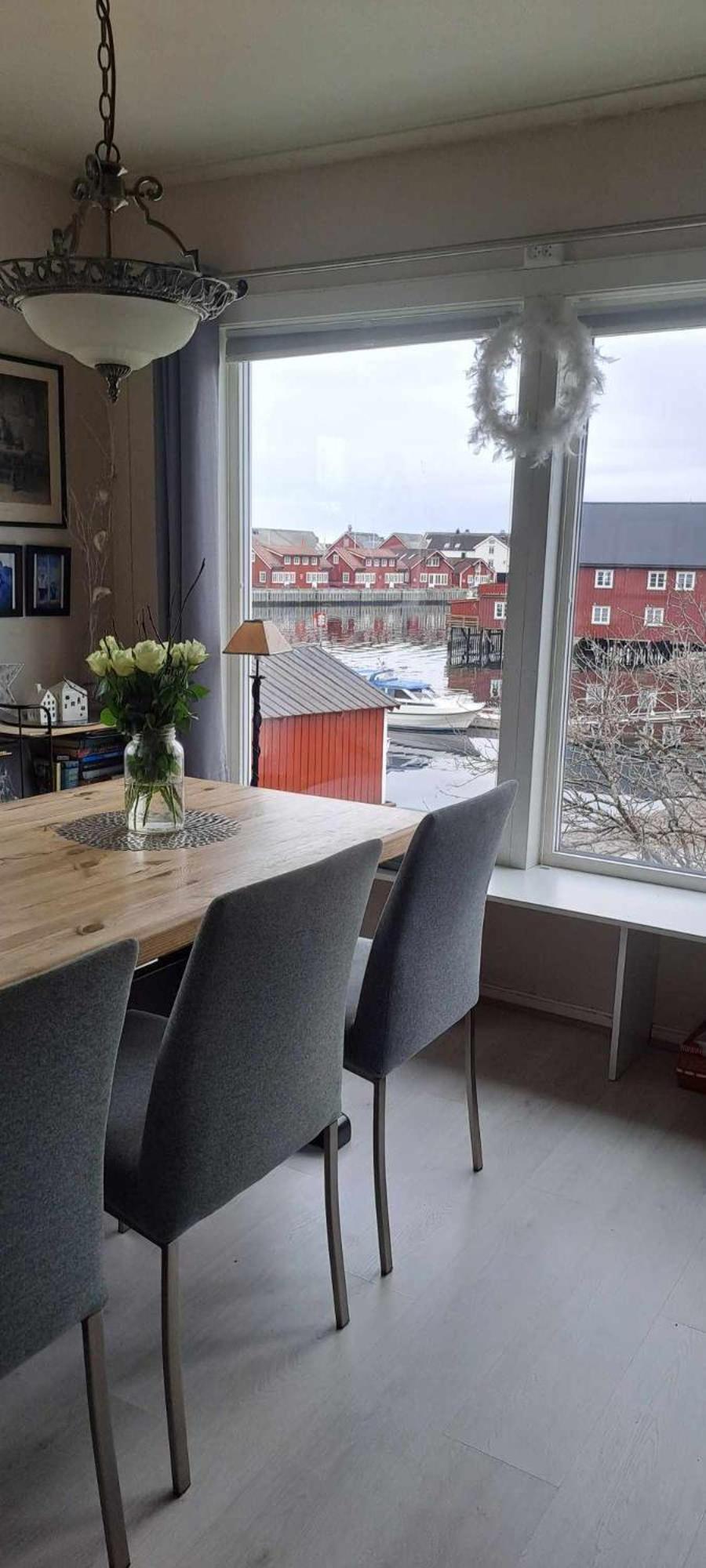 Kule Gule Huset Lejlighed Svolvær Eksteriør billede