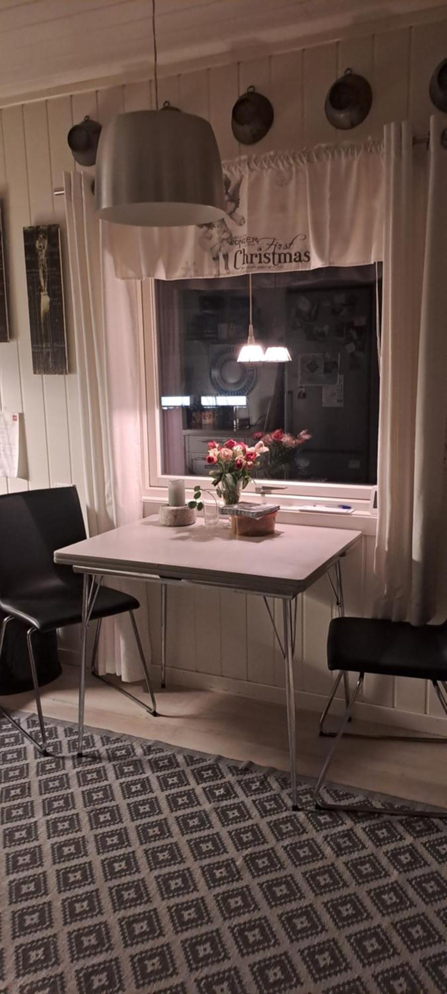 Kule Gule Huset Lejlighed Svolvær Eksteriør billede